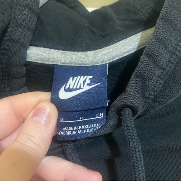 Women’s Faded Black Nike Hoodie with Homemade Floral  Embroidery Details Size S - Picture 12 of 16